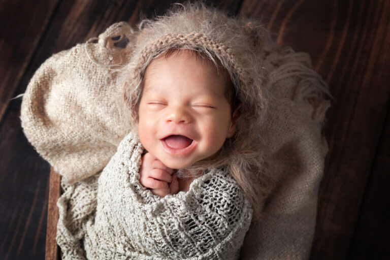 newborn photographer worcestershire